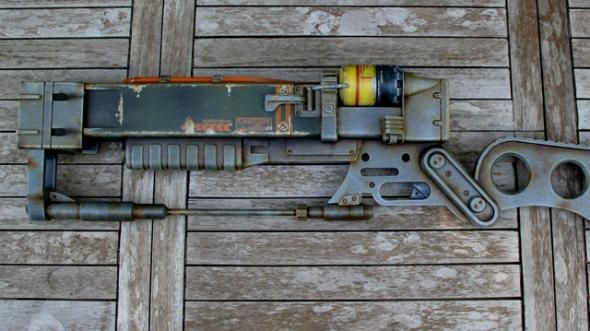 Реалистичная копия лазерной винтовки из Fallout 3